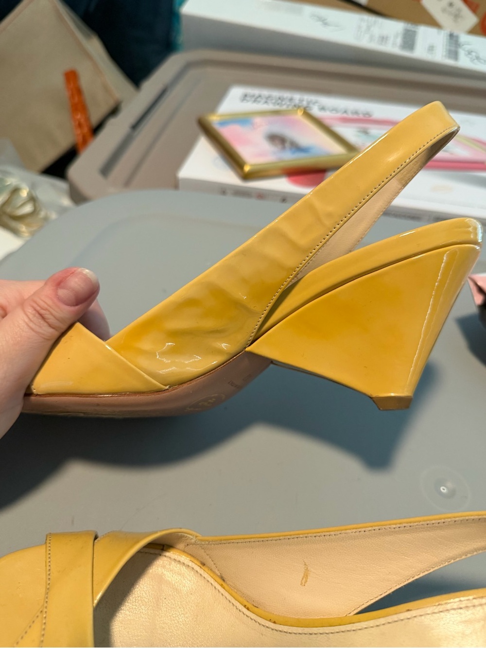 GORGEOUS PRADA PATENT
LEATHER PEEP TOE WEDGE SLING BACK
SIZE 37 - Picture 7 of 7
